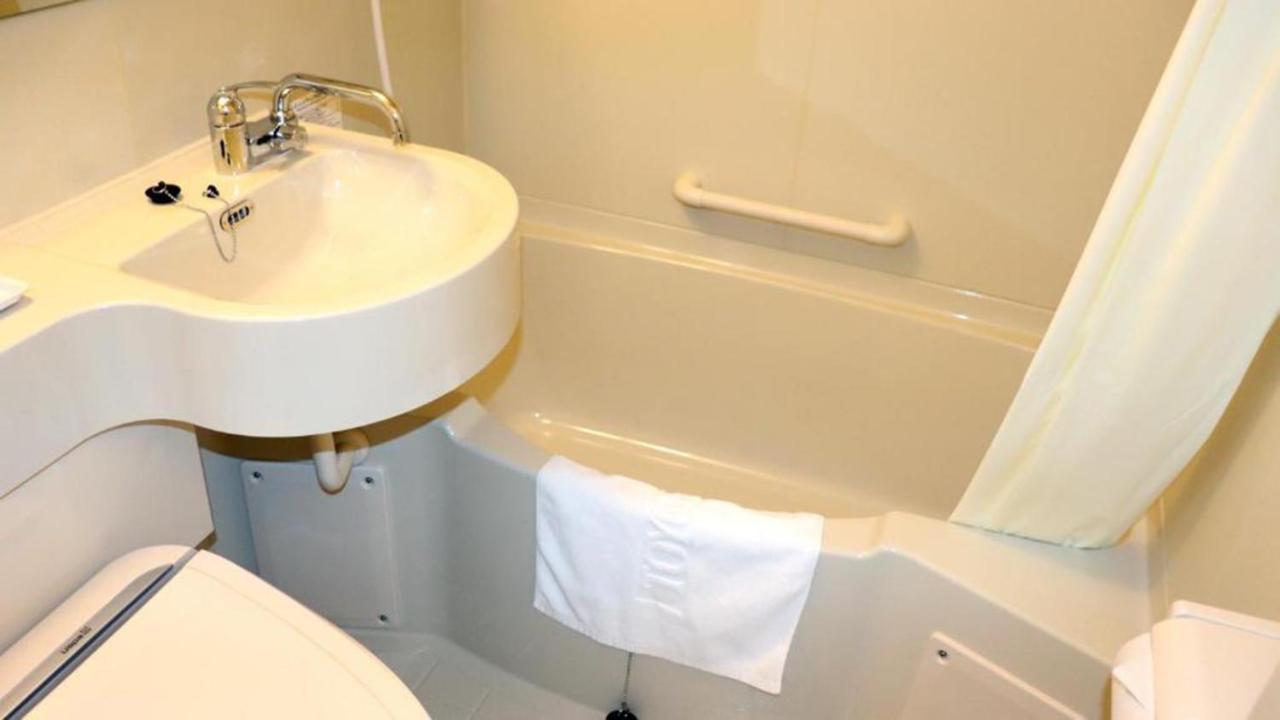 Toyoko Inn Shiki Eki Higashi Guchi Zewnętrze zdjęcie